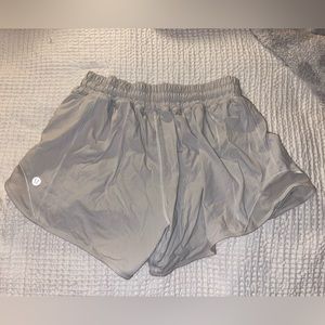 lululemon hotty hots